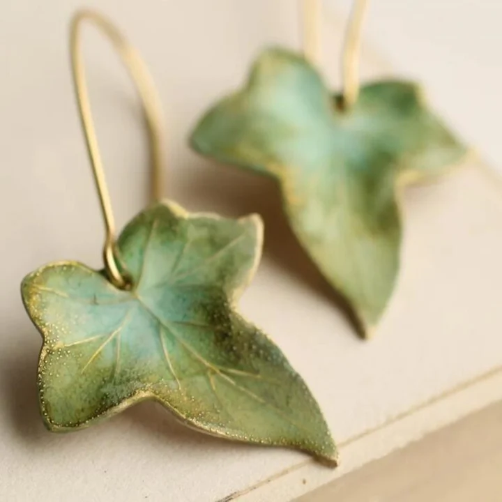 Élégance - Boucles d'oreilles vintage feuille