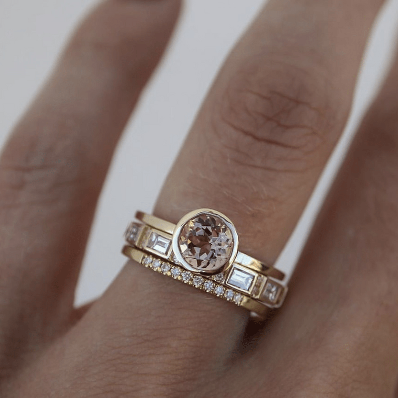 Ensemble de bagues en cristal doré pour un look éblouissant