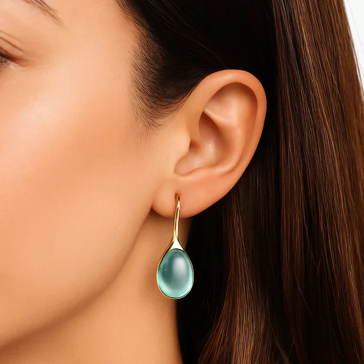 Boucles d'oreilles avec cristaux étincelants en or et en argent