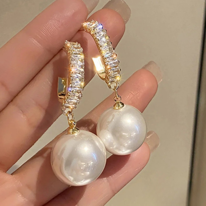 Boucles d'oreilles en perle chic et zircon pour un style élégant