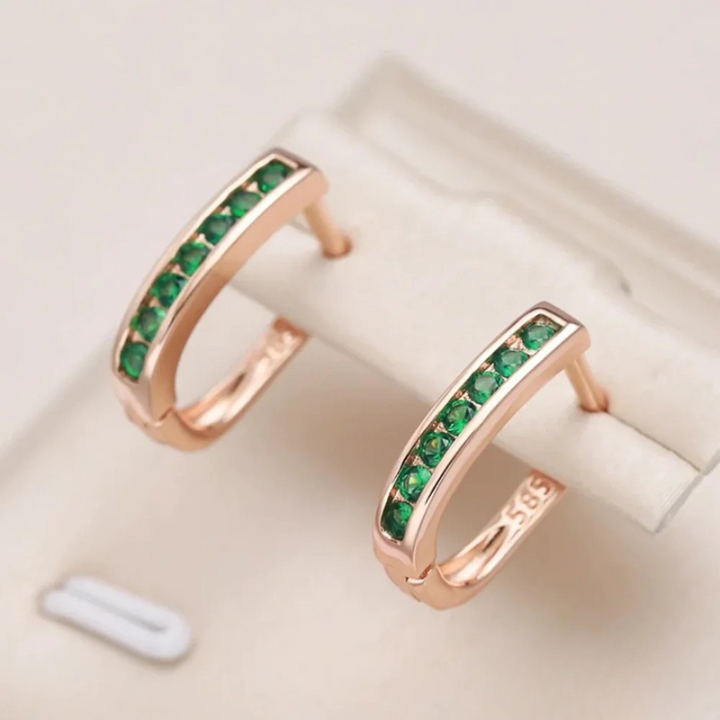 Boucles d'oreilles en cristal vert élégantes et magnifiques pour une touche de sophistication