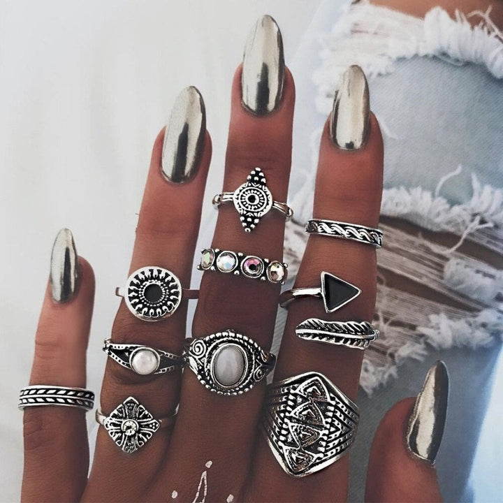 Ensemble exclusif de 8 à 12 bagues uniques pour un look élégant