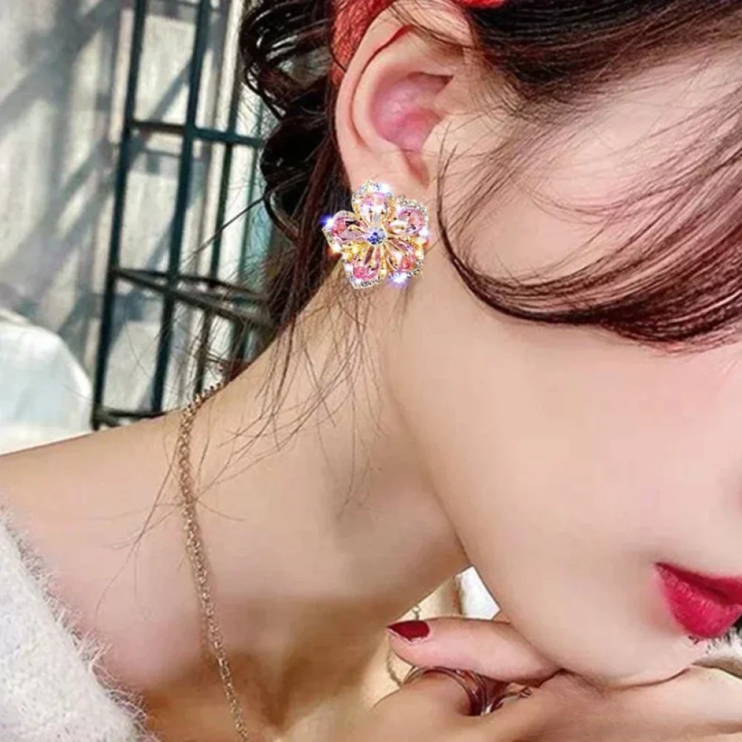 Boucles d'oreilles en argent avec zircons colorés pour un look vif