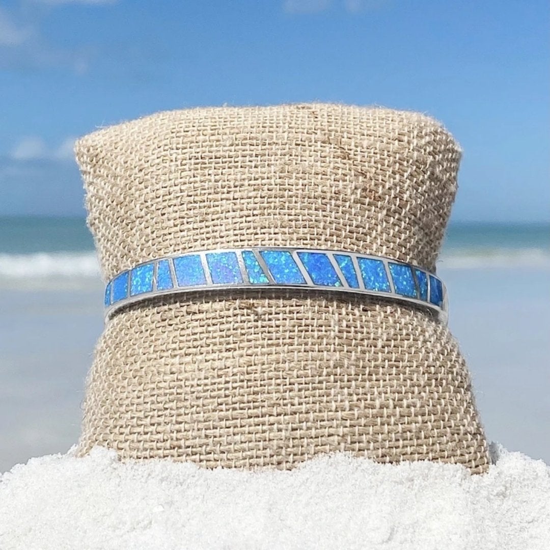 Bracelet en argent élégant avec opale bleue exclusive