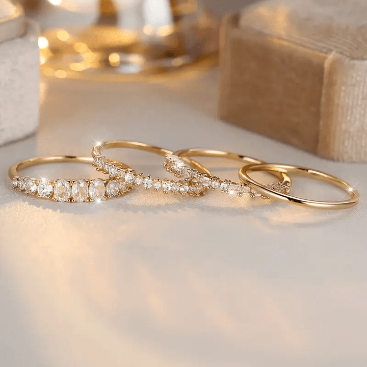 Bagues empilables en or 14 carats avec zircones scintillantes