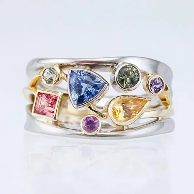 Bague vintage en métal précieux avec incrustations raffinées