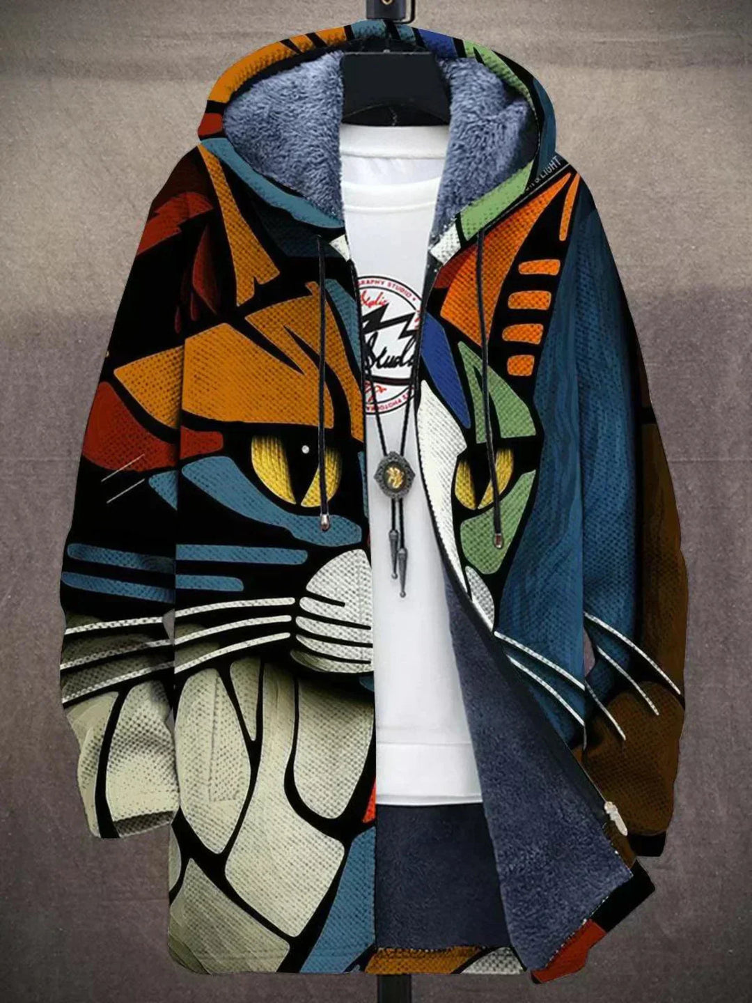 Maurine – Cardigan luxueux et artistique