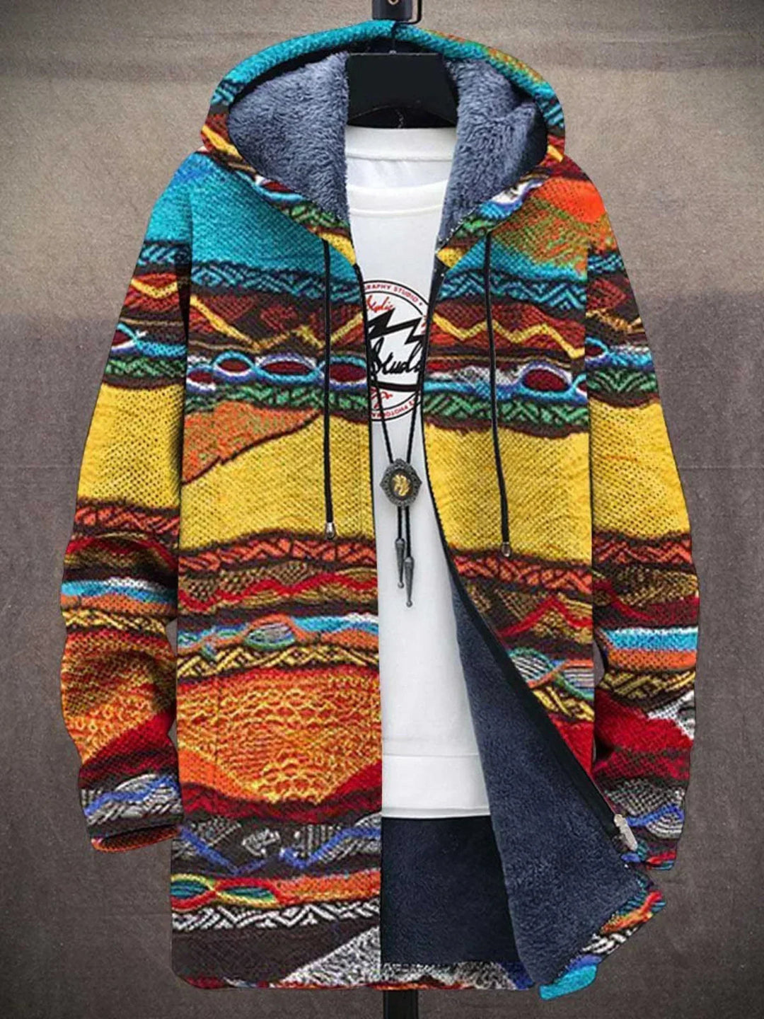 Maurine – Cardigan luxueux et artistique