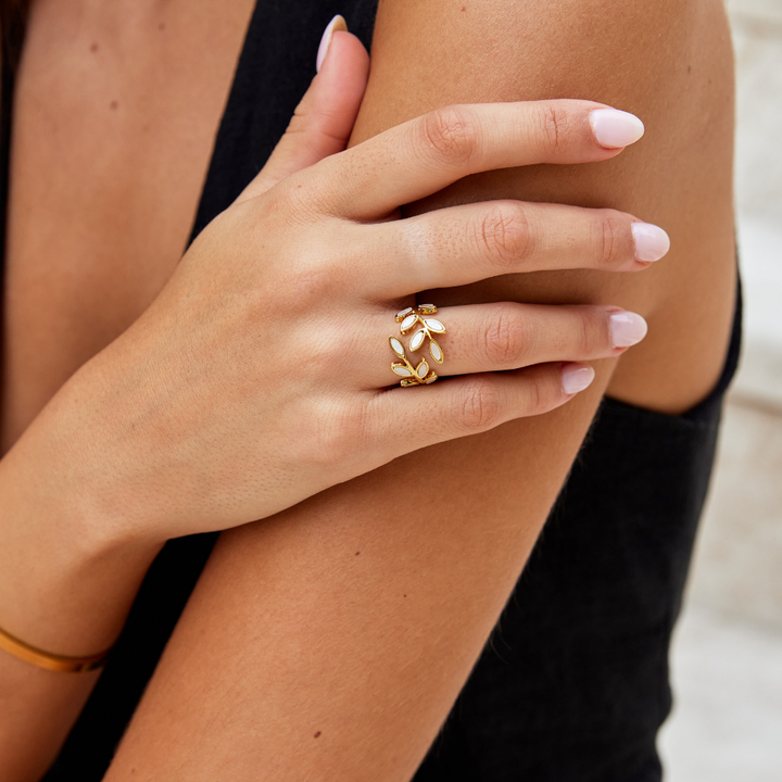Bagues Goldblatt Tranquillité Élégante pour un Look Raffiné