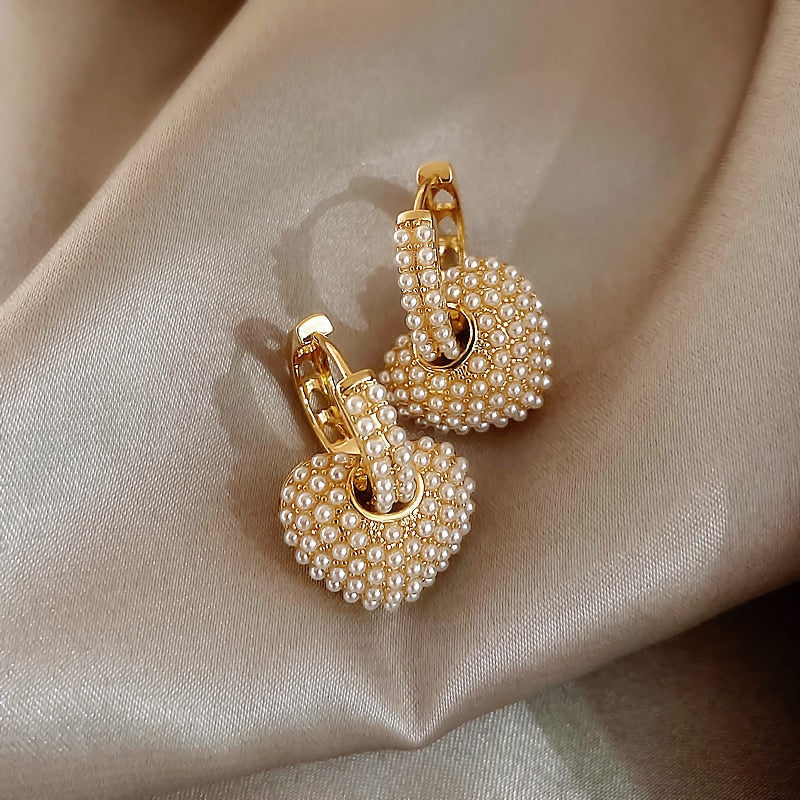 Boucles d'oreilles en perles de cœur Yuli – Cadeau de bijoux élégant et intemporel