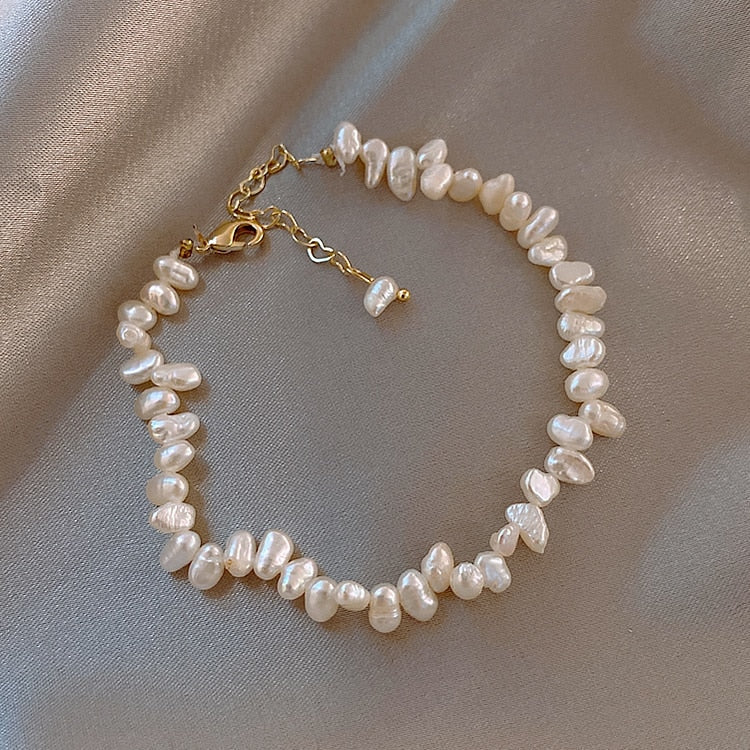 Bracelet élégant en perles Céline - ajoutez du luxe à votre style