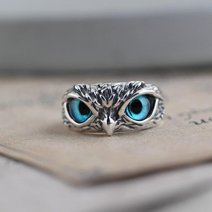 Bague en argent réglable rapidement avec opale et chouette pour un look élégant