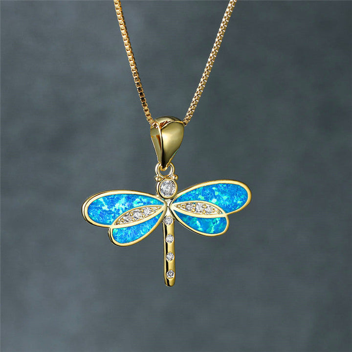 Collier doré élégant avec une famille d'oiseaux et de l'opale pour un style exceptionnel