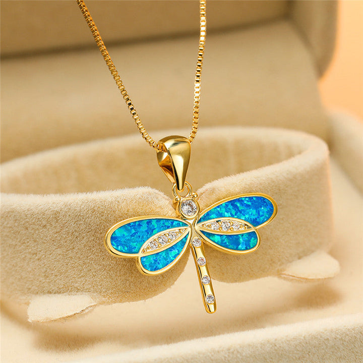 Collier doré élégant avec une famille d'oiseaux et de l'opale pour un style exceptionnel