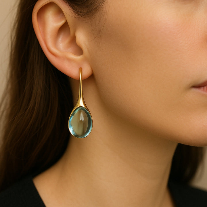 Boucles d'oreilles en cristal élégantes en forme de goutte en or et en argent