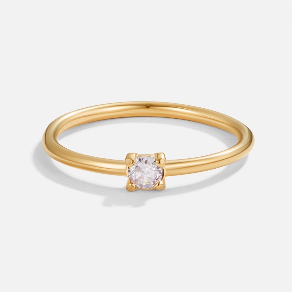 Bague en or élégante avec pierre de naissance personnalisée pour une touche unique
