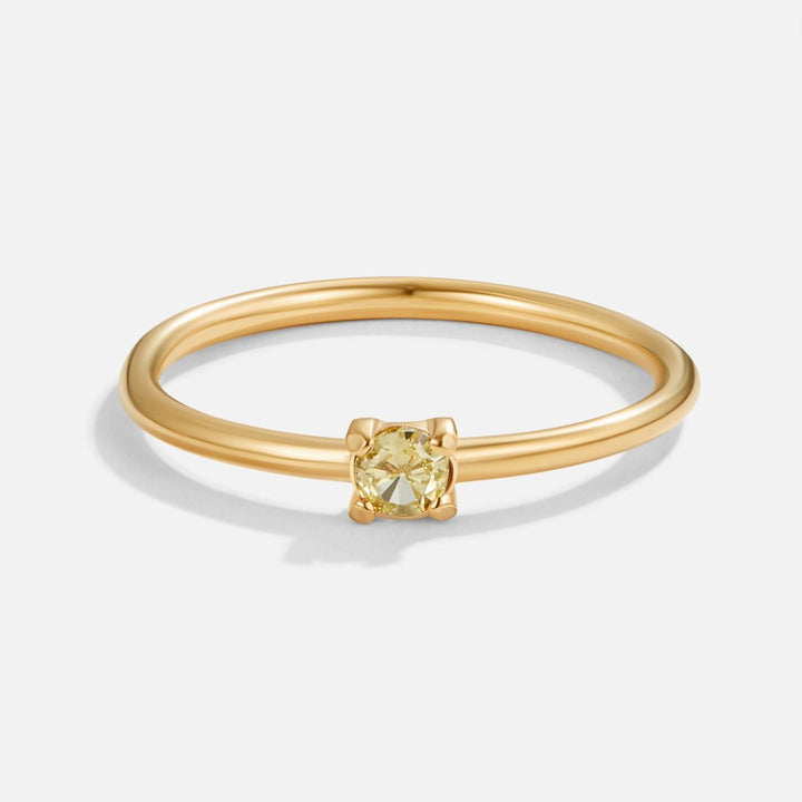 Bague en or élégante avec pierre de naissance personnalisée pour une touche unique