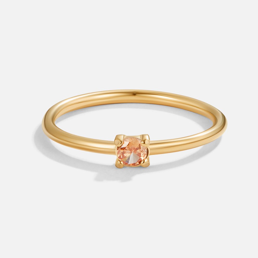 Bague en or élégante avec pierre de naissance personnalisée pour une touche unique