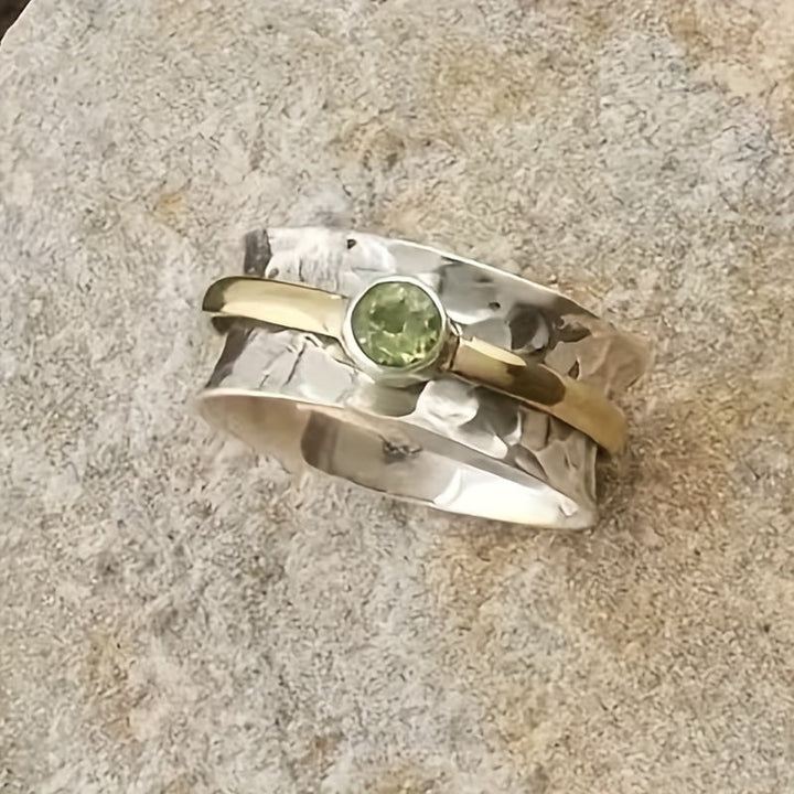 Bague Élégante en Zirconia Vert pour un Style Sophistiqué
