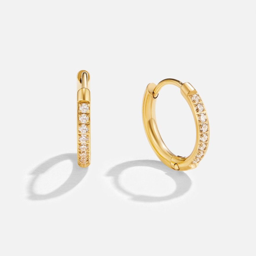 Boucles d'oreilles Cerchio Éternité – Élégance Infinie et Style Sophistiqué