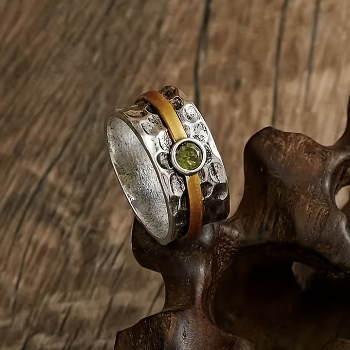 Bague Élégante en Zirconia Vert pour un Style Sophistiqué