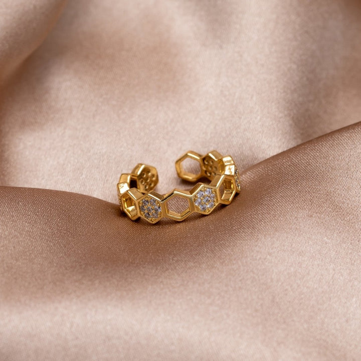 Bague en cristal d'or élégante et brillante