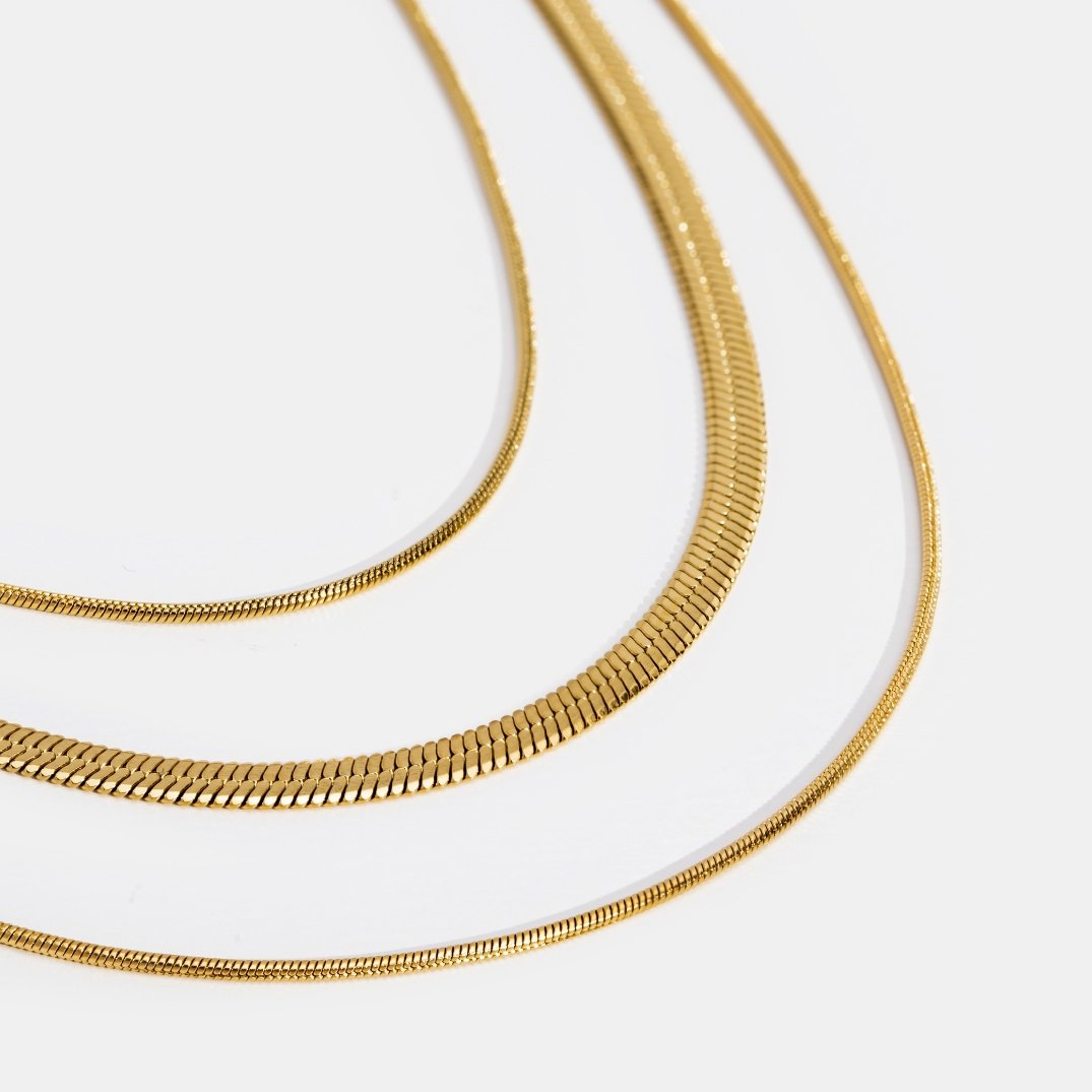 Collier en or à plusieurs rangs