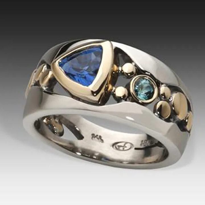 Bague Élégante en Cristal Bleu Vintage