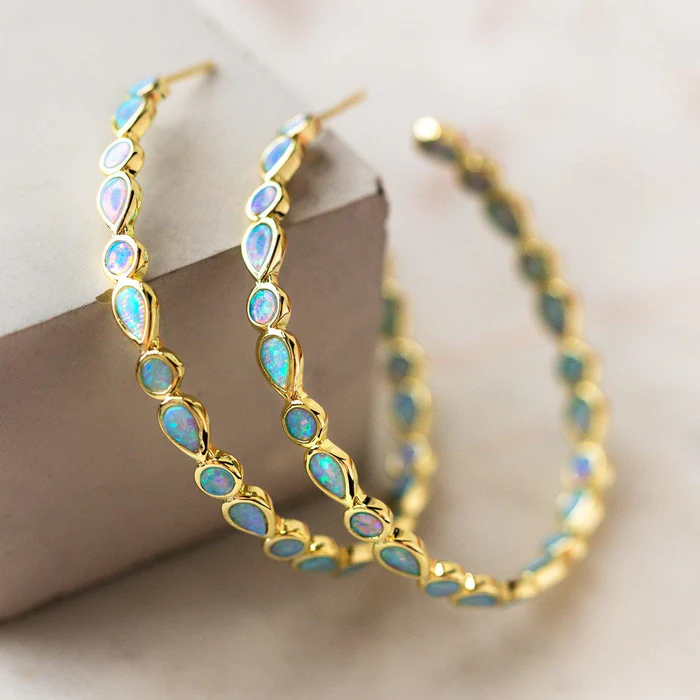 Paige - Anneau Élégant et Boucles d'Oreilles en Opale Bleue Vintage