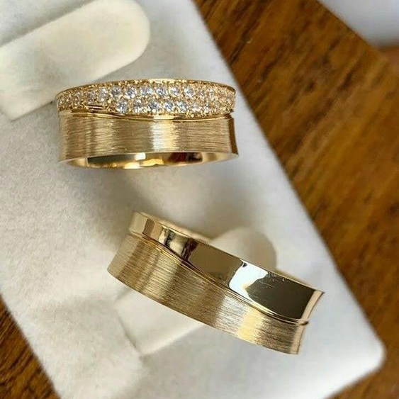 Bagues vintage élégantes avec glitter or - Brillez de mille feux avec un charme intemporel