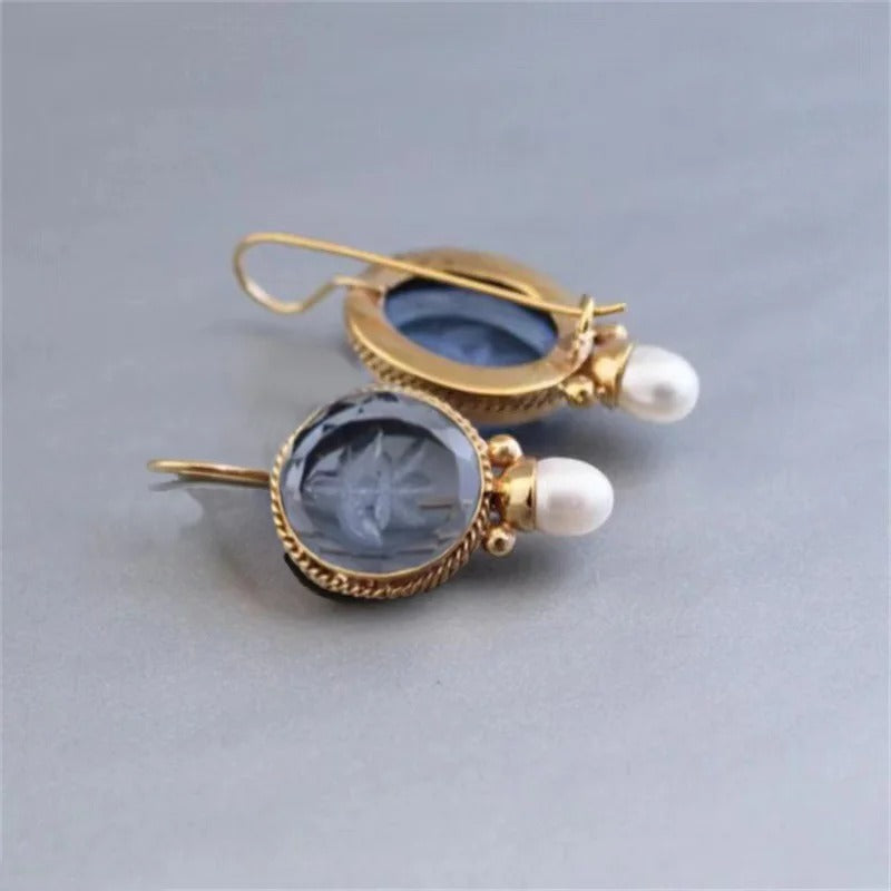 Boucles d'oreilles sophistiquées et classiques en perles Sophia pour un style intemporel