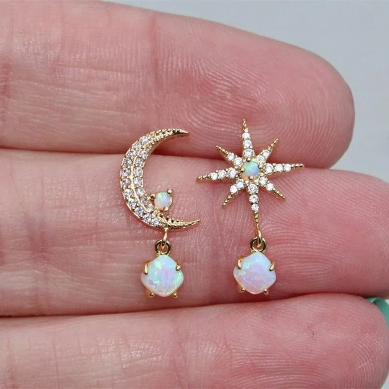 Boucles d'oreilles au design classique en forme d'étoile avec un éclat semblable à la perle
