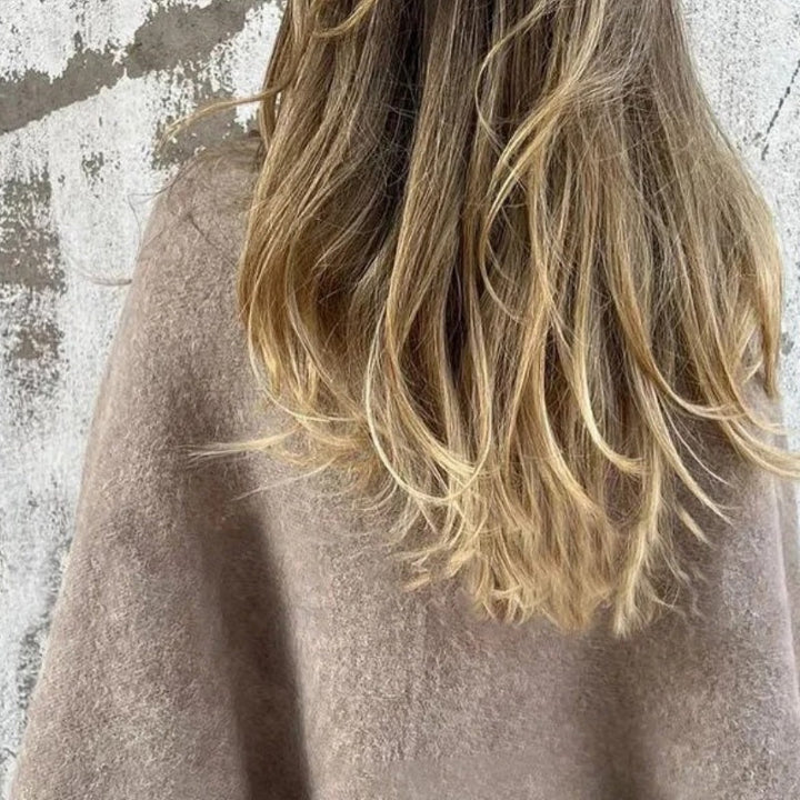 Elise - Veste Courte avec des Manches Évasées Chics