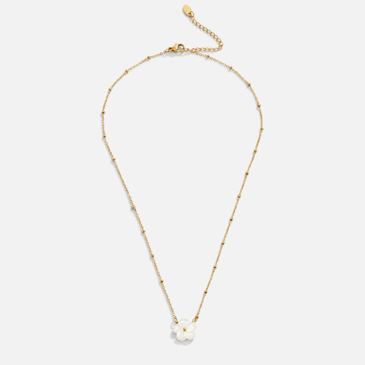 Collier de pétales de grandeur